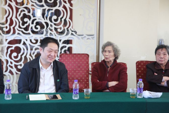 1509504945622095431.png 肖一.png