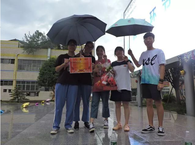 1541683526960044201.png 1541683526960044201.png