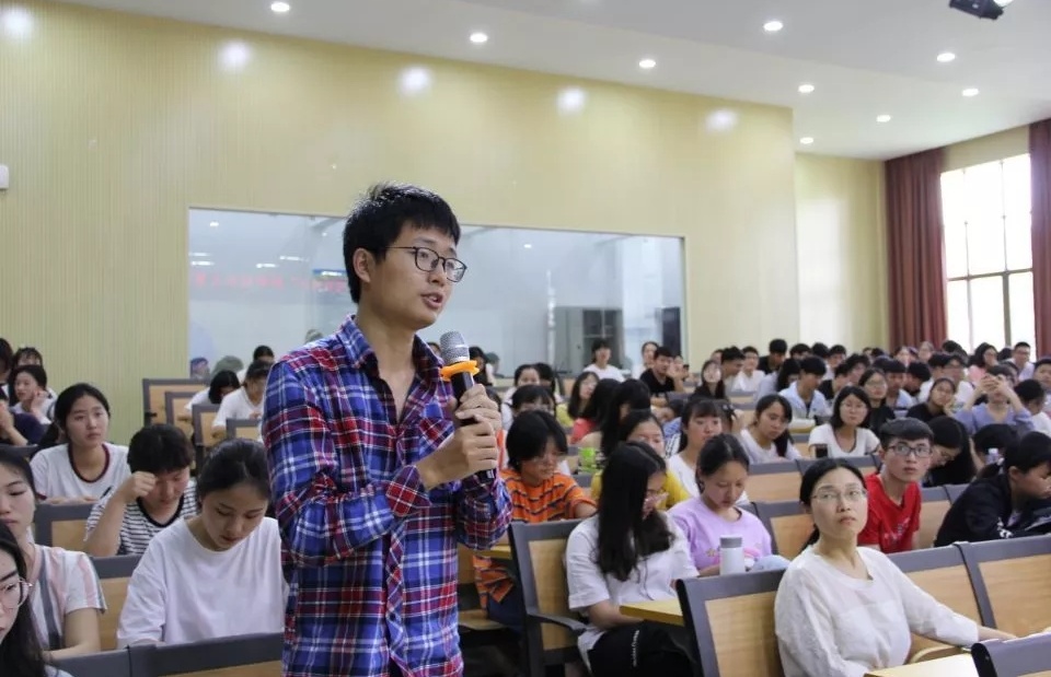 1556440280379015696.jpg 1556440280379015696.jpg