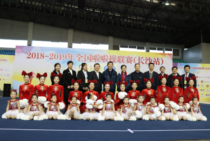 1542519896112057359.png 啦啦6.png