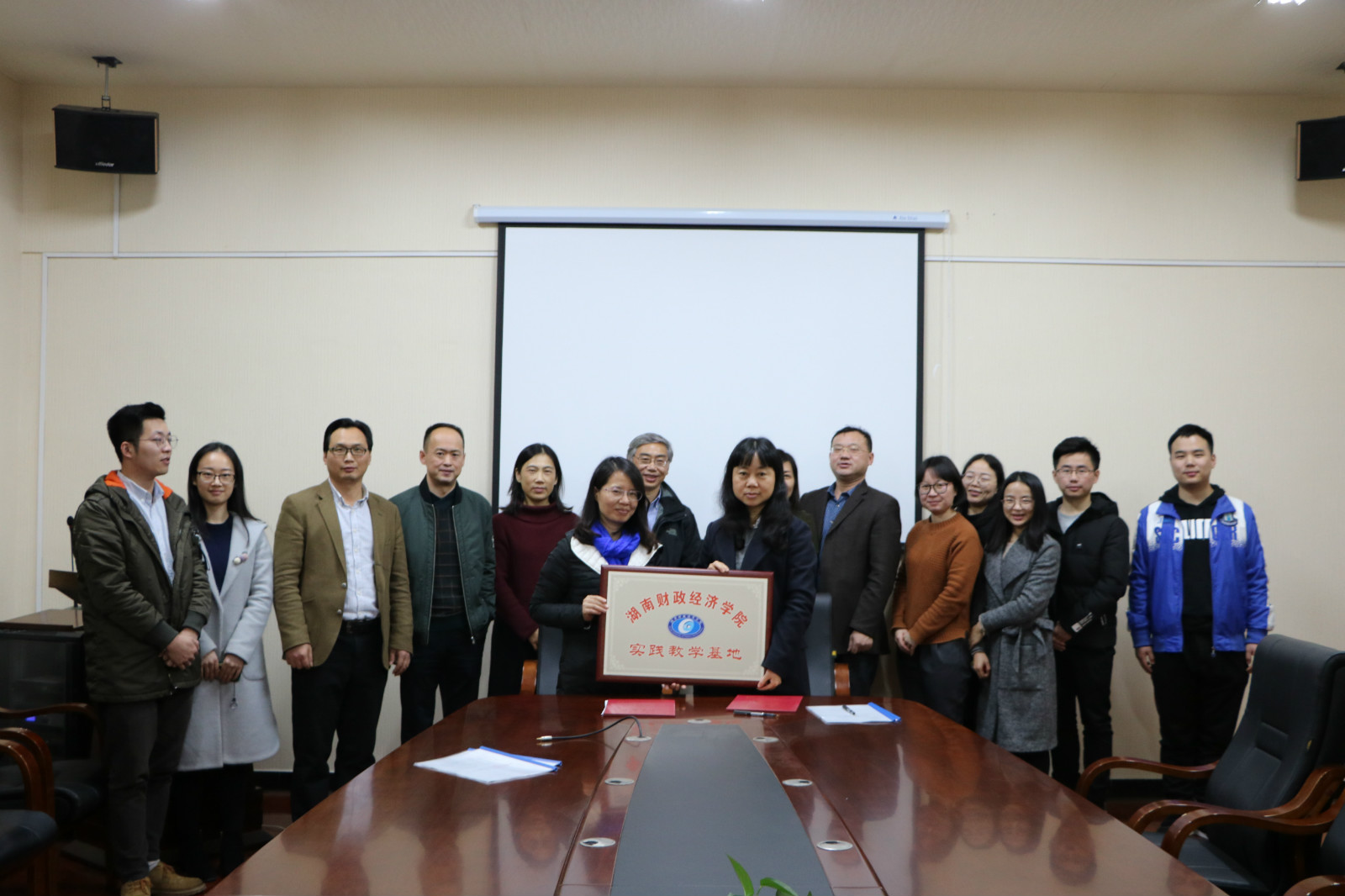 1681352825404028753.jpg 1681352825404028753.jpg