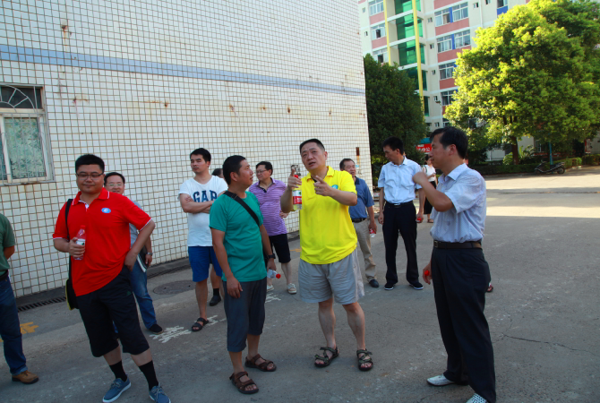 1503478293070038501.png 白宫.png