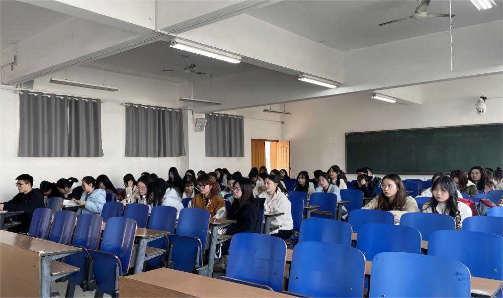 法学与公共管理学院学生第二支部召开2022年度组织生活会