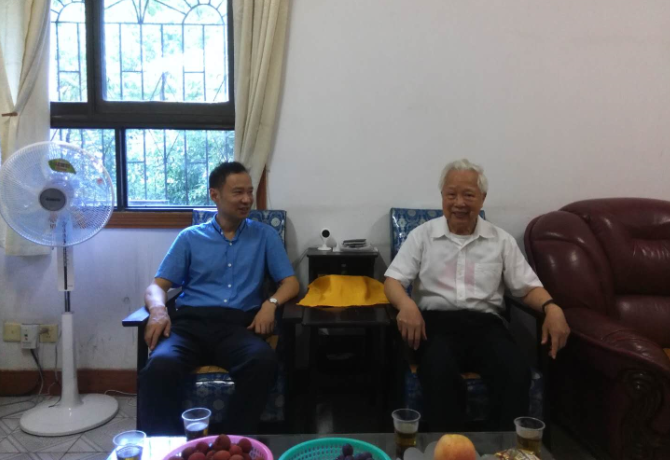 1530868527156036608.png 晏.png