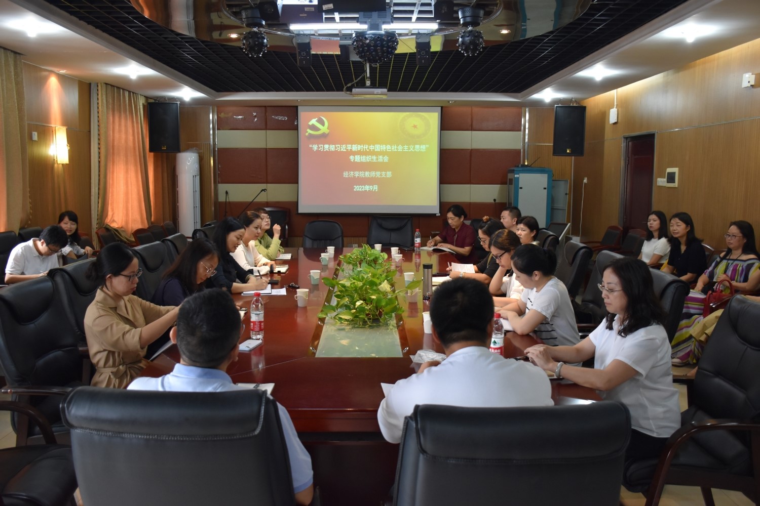 1695085273435020432.jpg 1695085273435020432.jpg