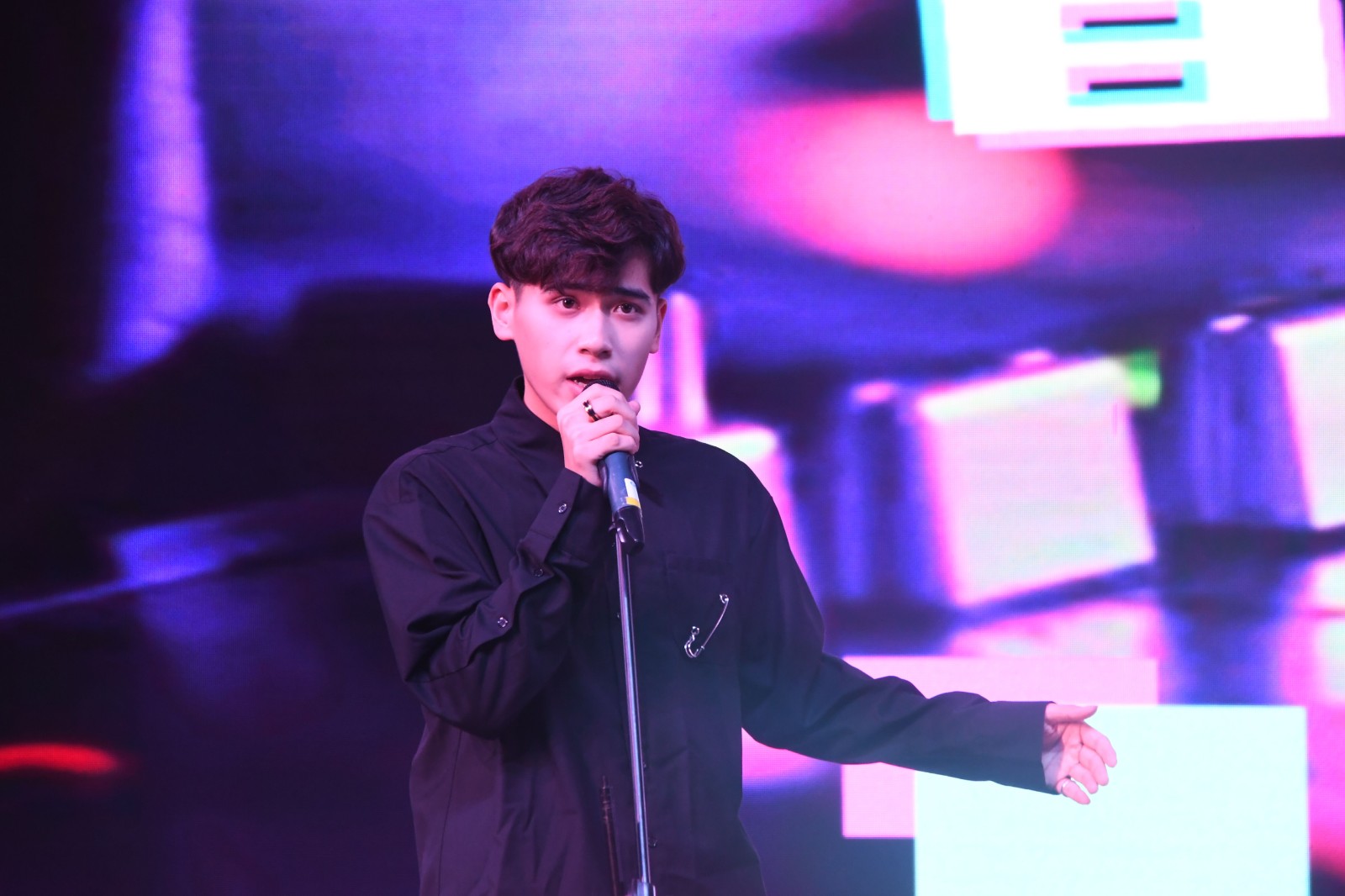 1607067407166041812.jpg 1607067407166041812.jpg