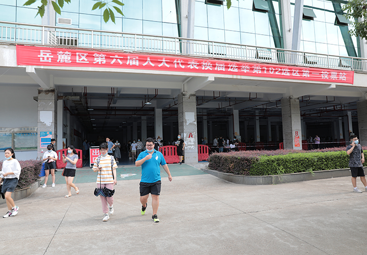 1629715941582020096.jpg OD7A7703.jpg