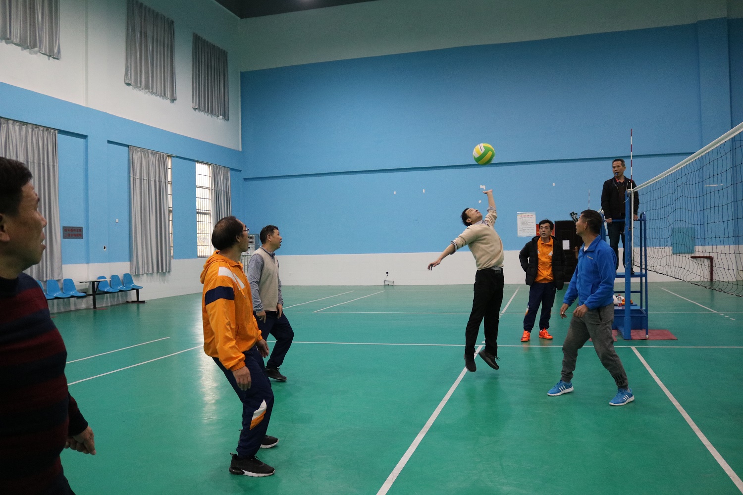 1577421539722010556.jpg 微信图片_20191227121509气排球3修改.jpg