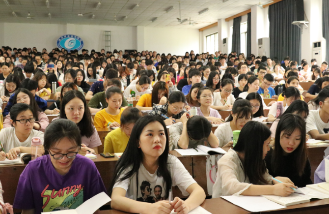 1559534739821009355.png 333.png