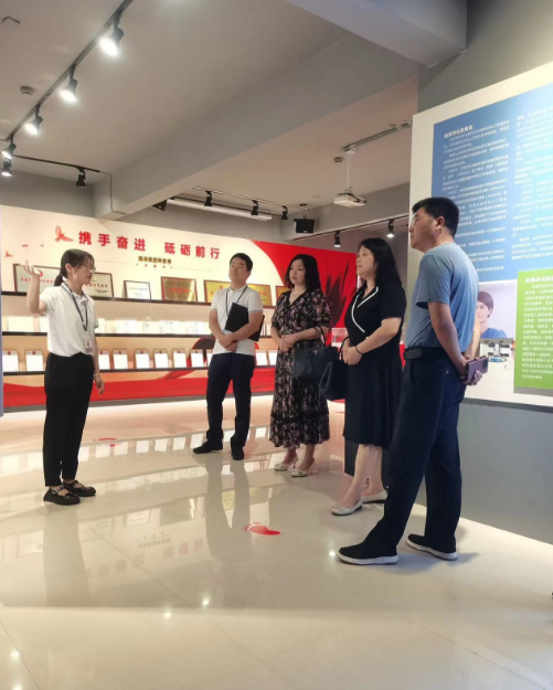 1690445409397017223.png 走访校友企业.png