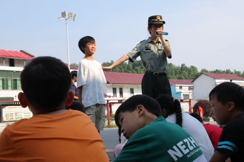 304永利集团登录入口三下乡：童趣课堂练品格，纪律种子植心田
