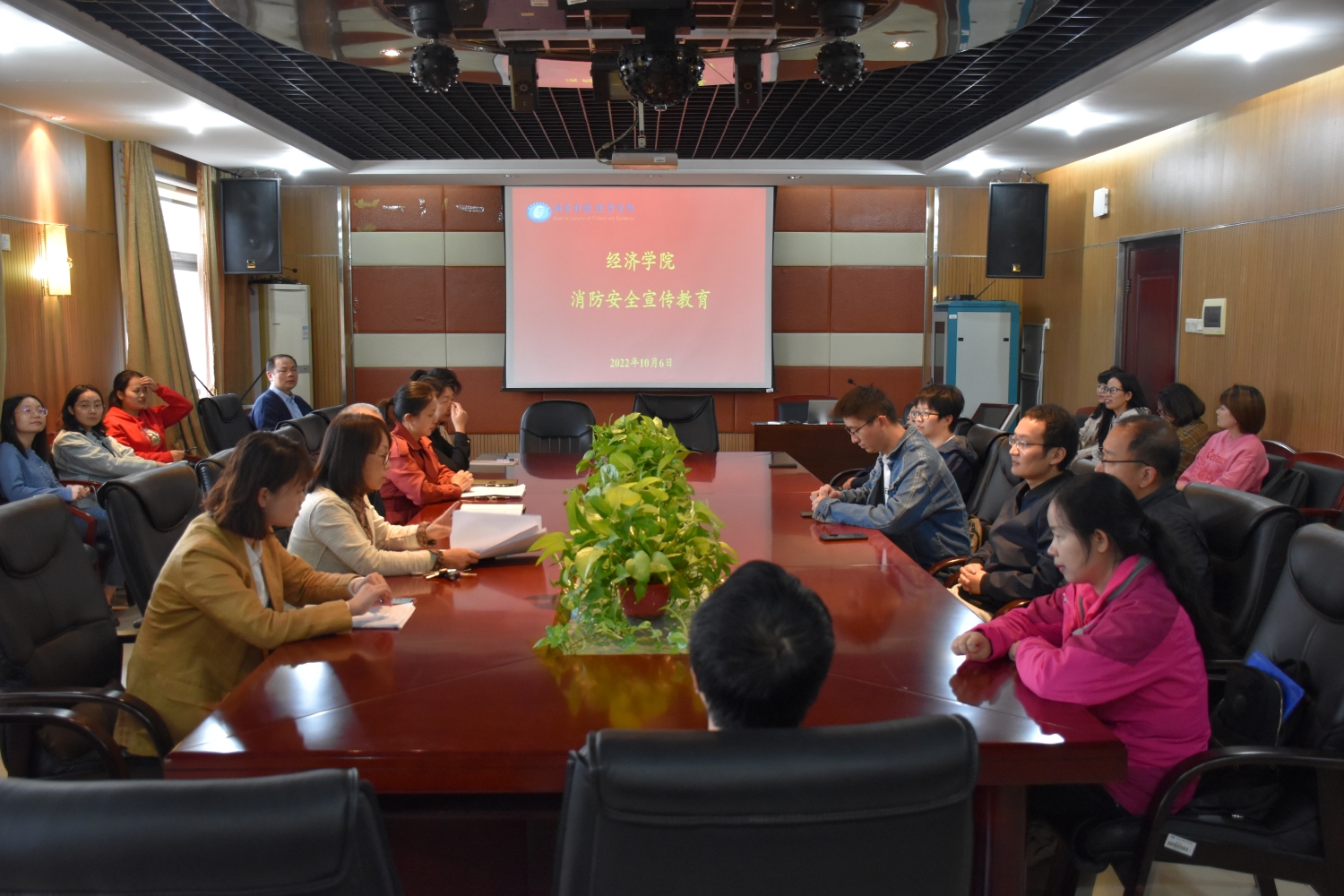 1665373611889082687.jpg 1665373611889082687.jpg