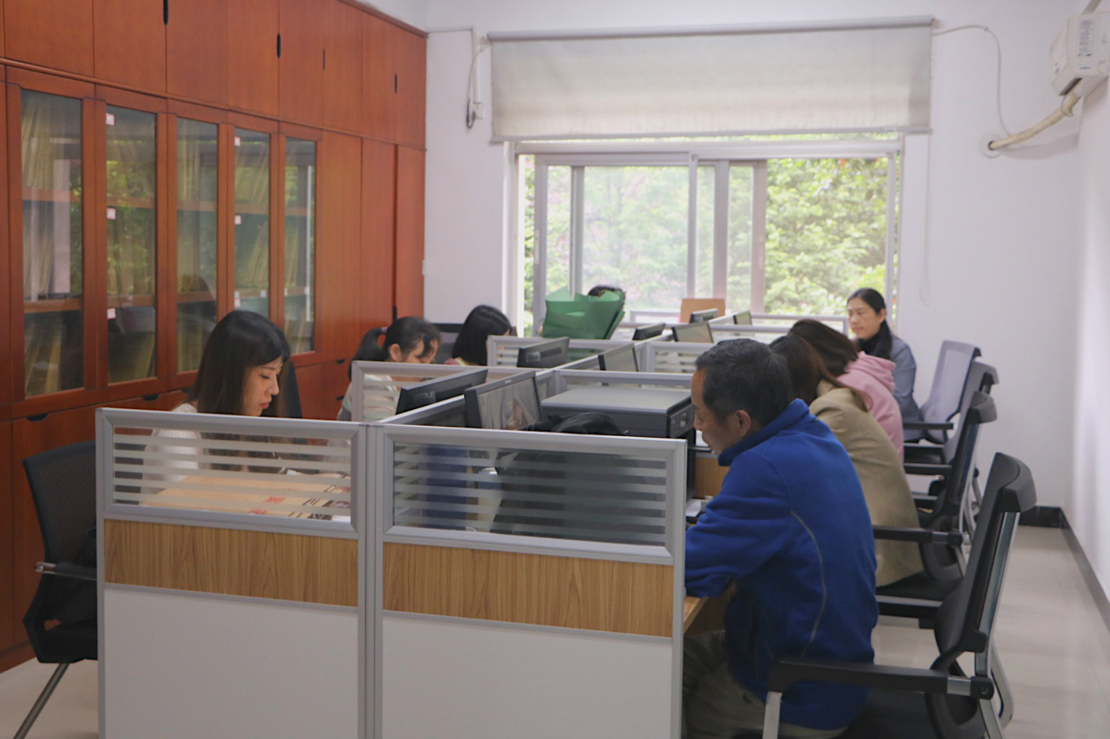 1621927223881094217.jpg 1621927223881094217.jpg