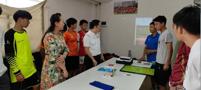 1660814832457099872.png 1660813509896.png