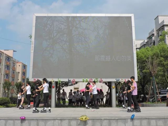 1541738606734033325.jpg 1541738606734033325.jpg