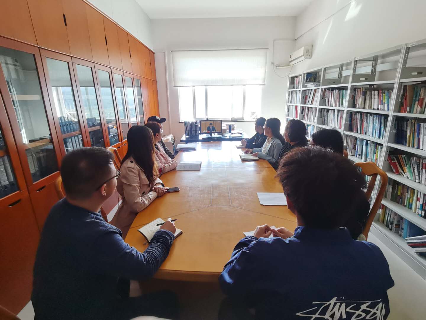 1603434533717044942.jpg 党员会议.jpg