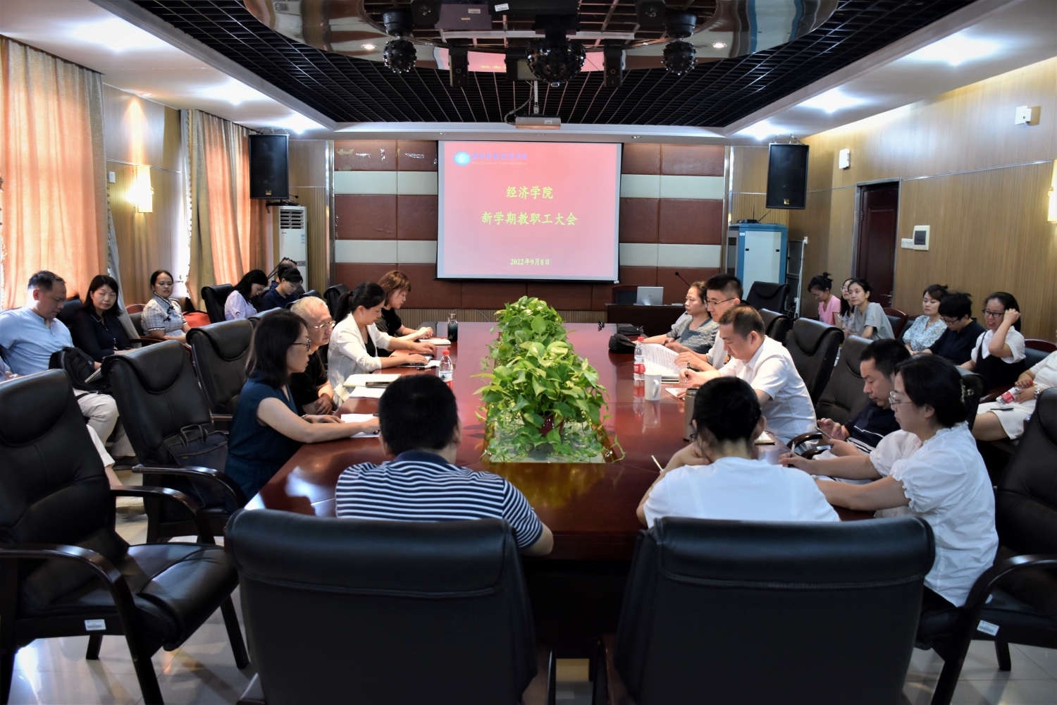 1662711756363073114.jpg 1662711756363073114.jpg