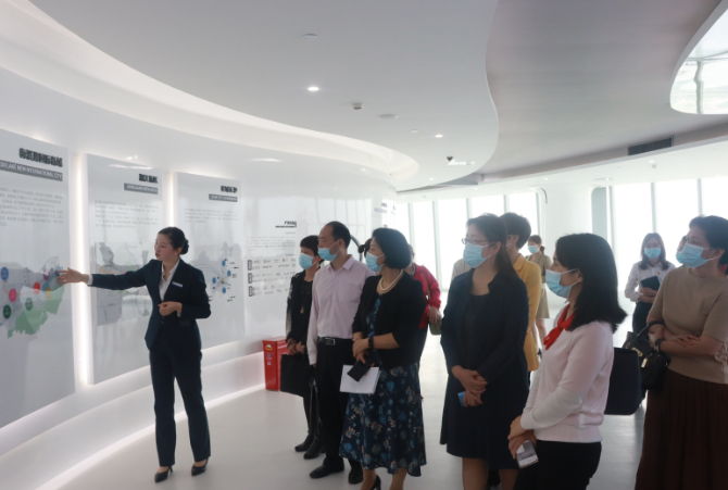 1622518764891065121.png 333.png