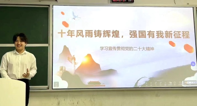 1684726509662087646.jpg 决赛现场照片1.jpg