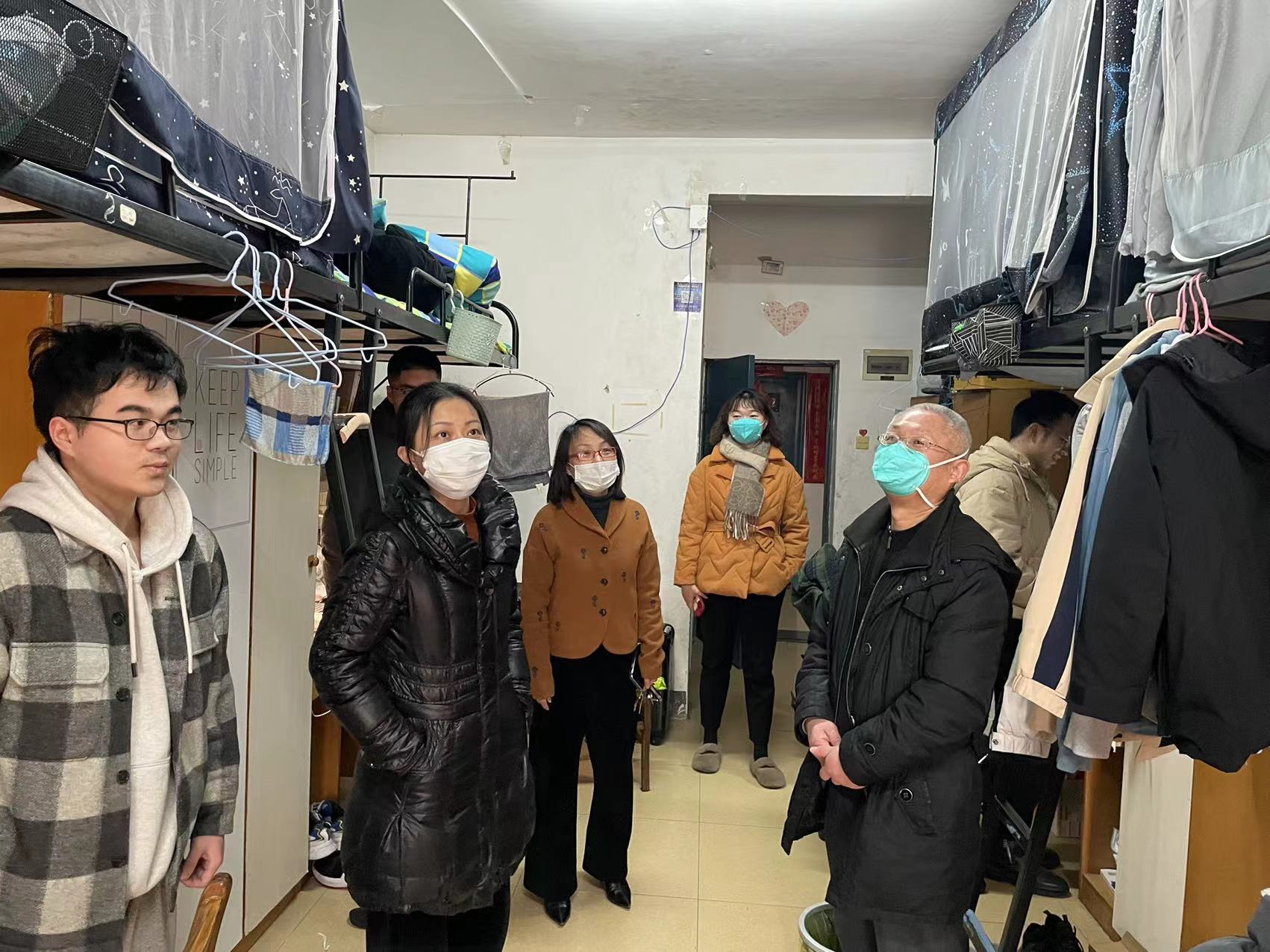 1676860924347088172.jpg 1676860924347088172.jpg