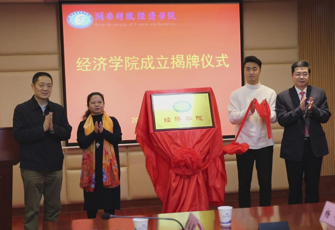 1554968894144009659.png 1.png